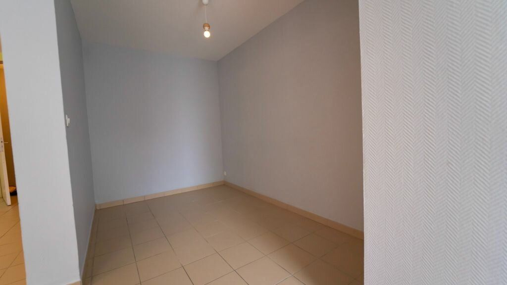 Appartement à louer 2 37.4m2 à Charly-sur-Marne vignette-4