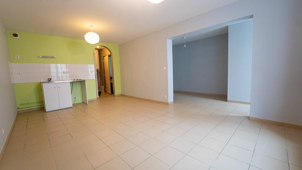 Appartement à louer 2 37.4m2 à Charly-sur-Marne vignette-2