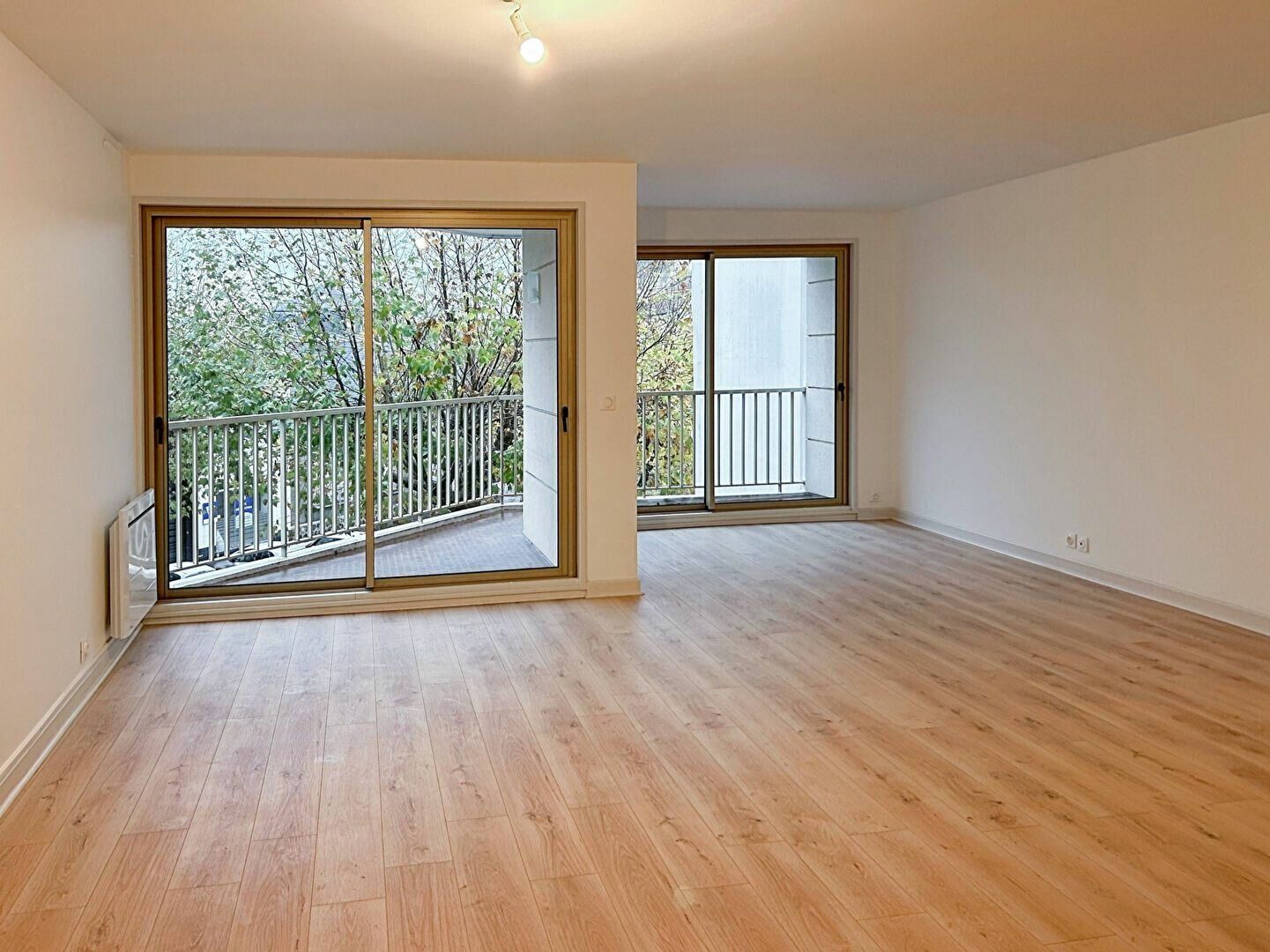 Appartement à vendre 3 105m2 à Reims vignette-2