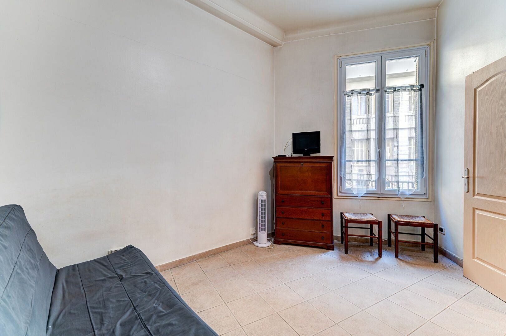 Appartement à vendre 2 27m2 à Nice vignette-3