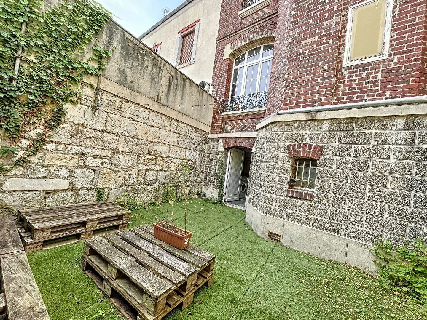 Maison à louer 5 106m2 à Compiègne vignette-4