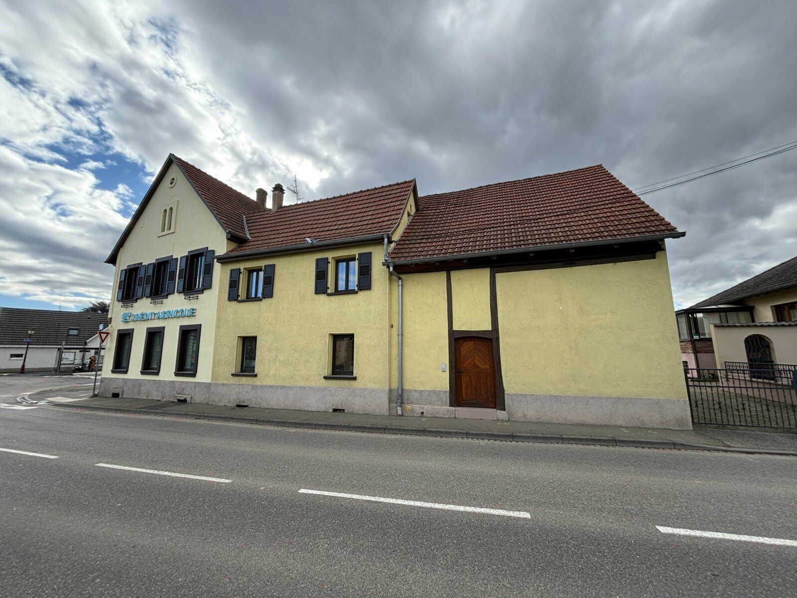 Appartement à vendre 4 143.65m2 à Geispolsheim vignette-2