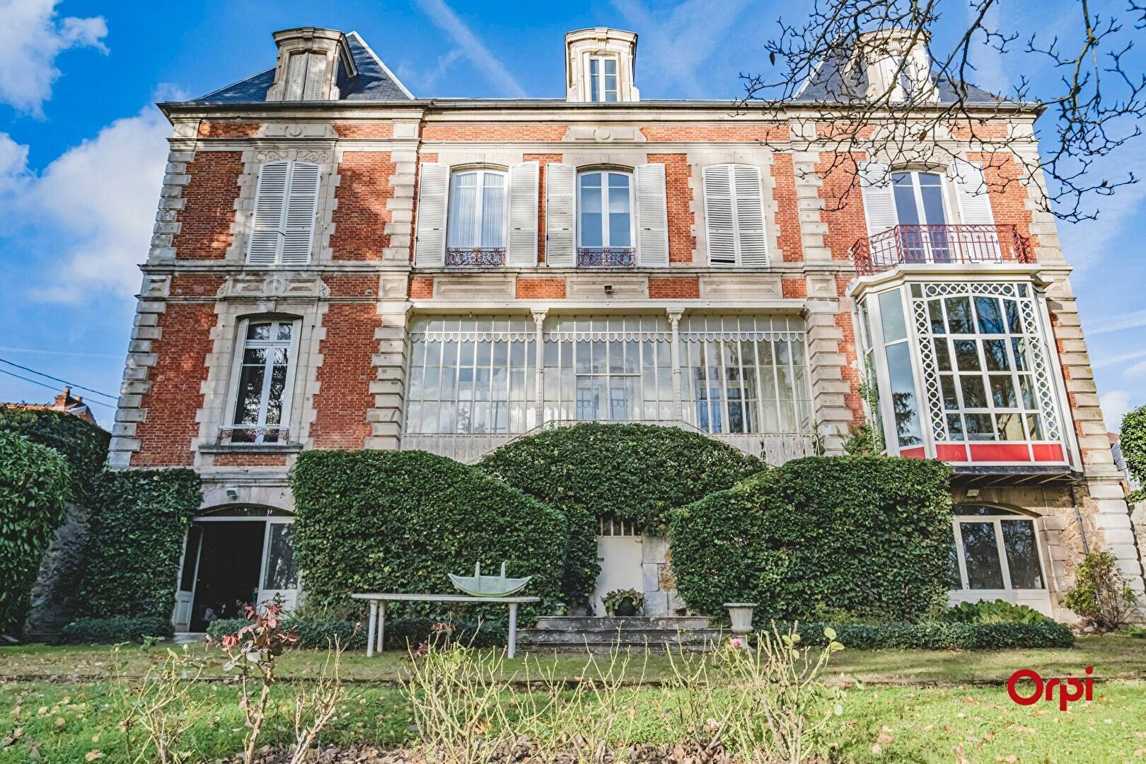 Maison à vendre 11 600m2 à Château-Thierry vignette-2