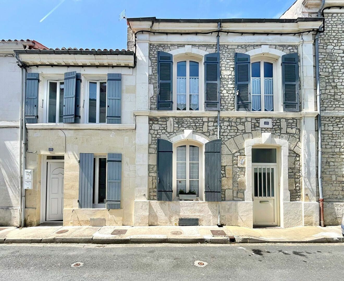 Maison à vendre 7 m2 à Saint-Jean-d'Angély vignette-1