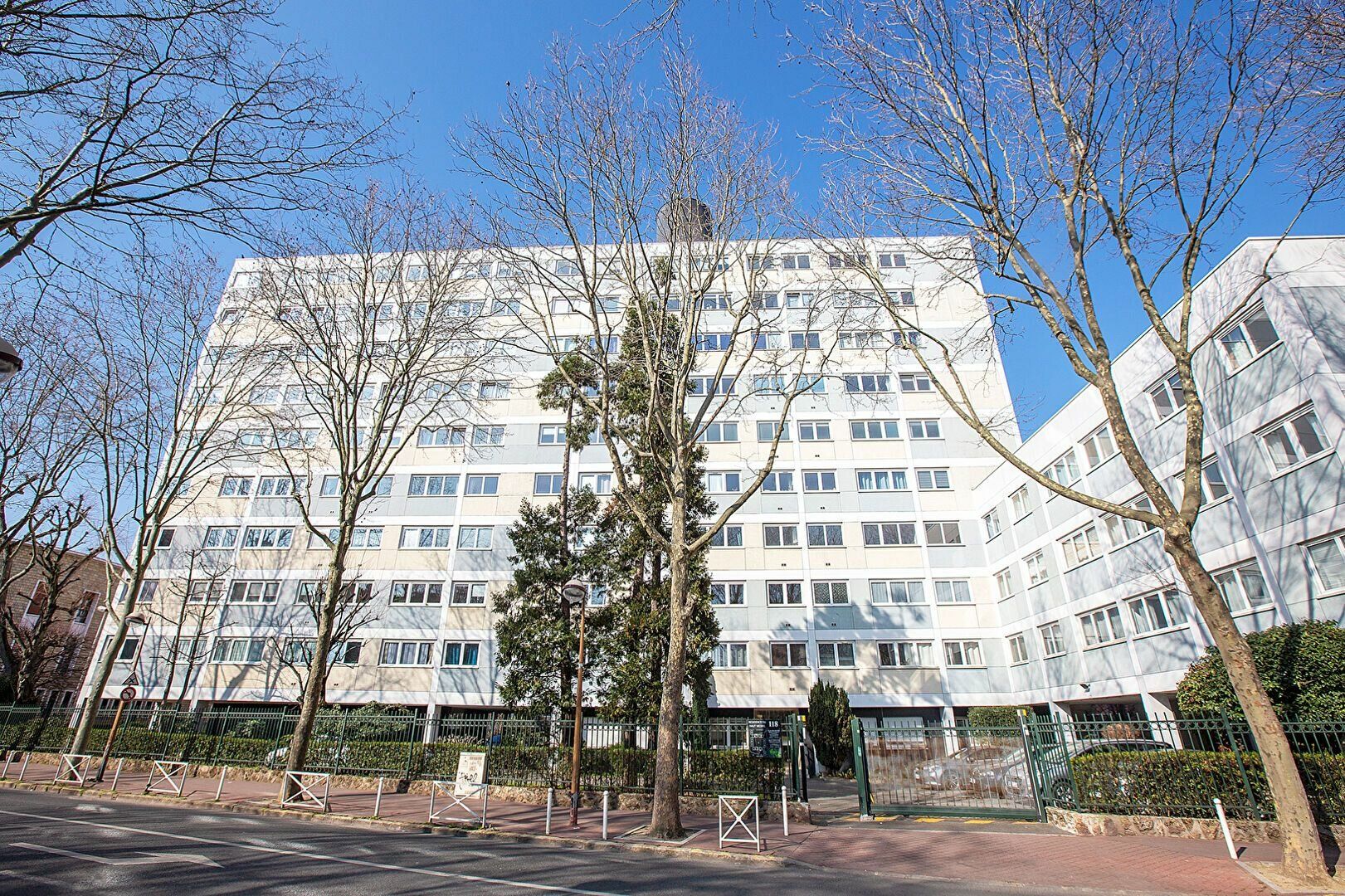 Appartement à vendre 3 70m2 à Montrouge vignette-4