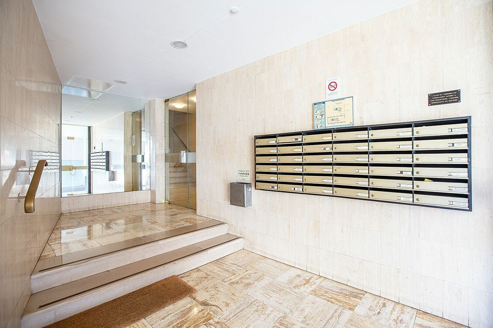 Appartement à vendre 3 70m2 à Montrouge vignette-15