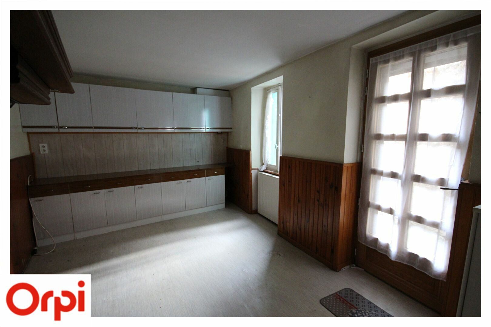Maison à vendre 4 m2 à Vic-le-Comte vignette-6