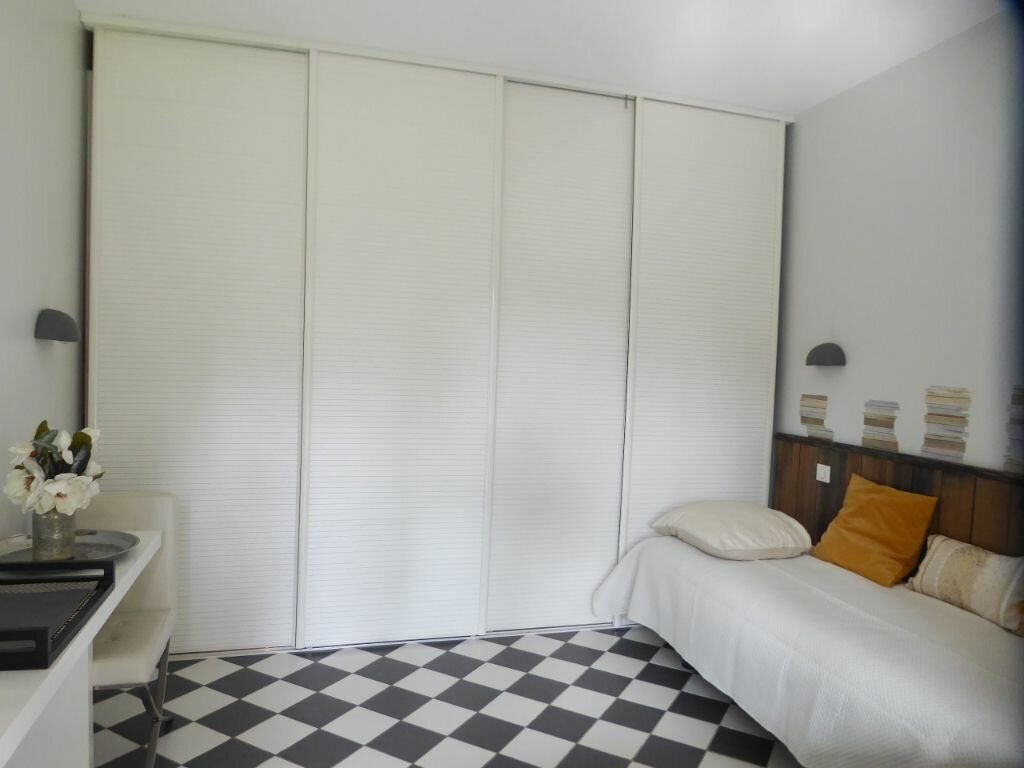 Appartement à louer 1 m2 à Cagnes-sur-Mer vignette-8