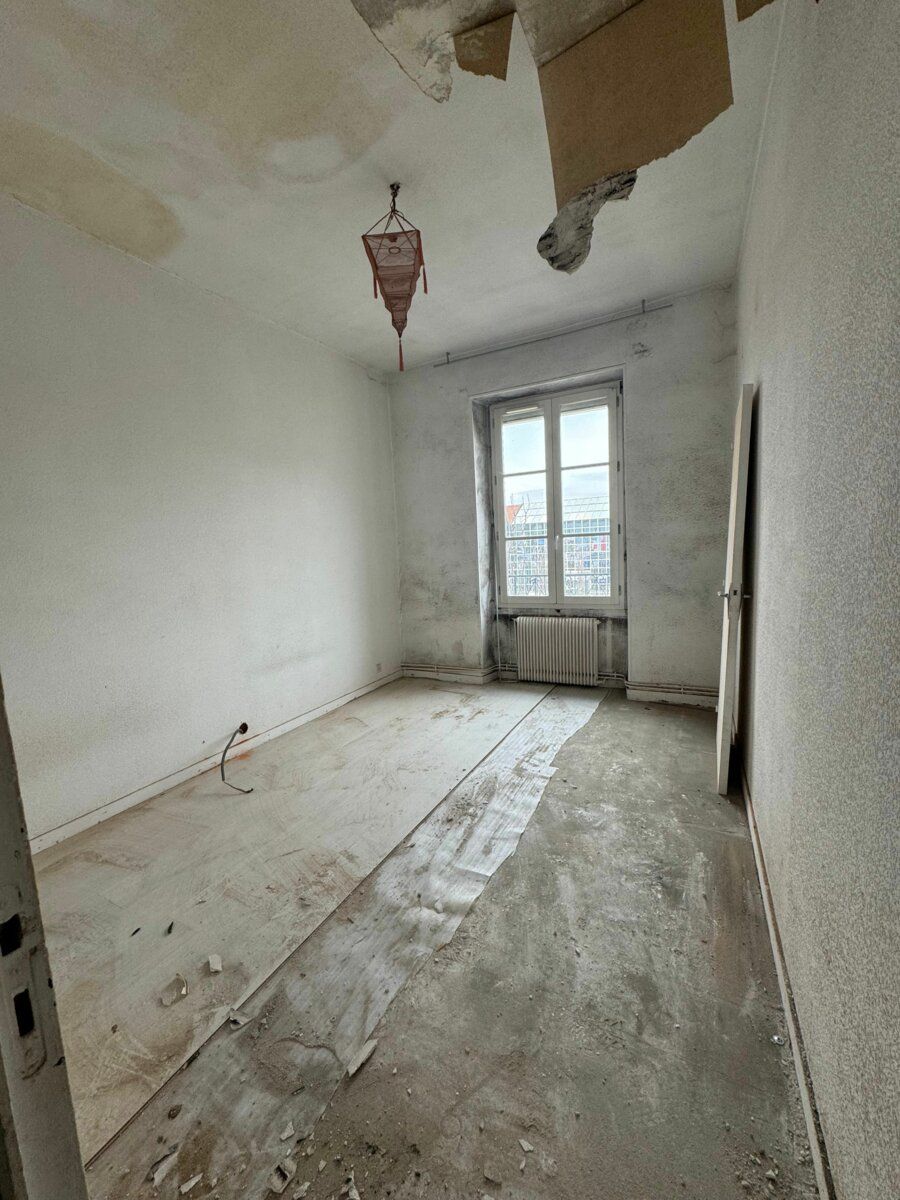 Appartement à vendre 2 54.38m2 à Saint-Étienne vignette-2