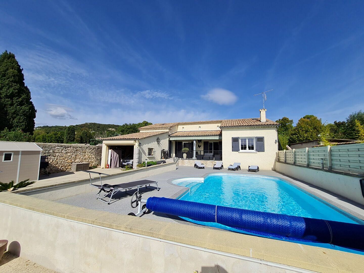 Maison à vendre 9 230m2 à Saint-Martin-d'Ardèche vignette-1