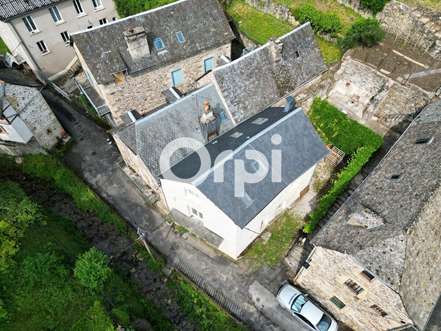 Maison à vendre 4 90m2 à Saint-Geniez-d'Olt vignette-8