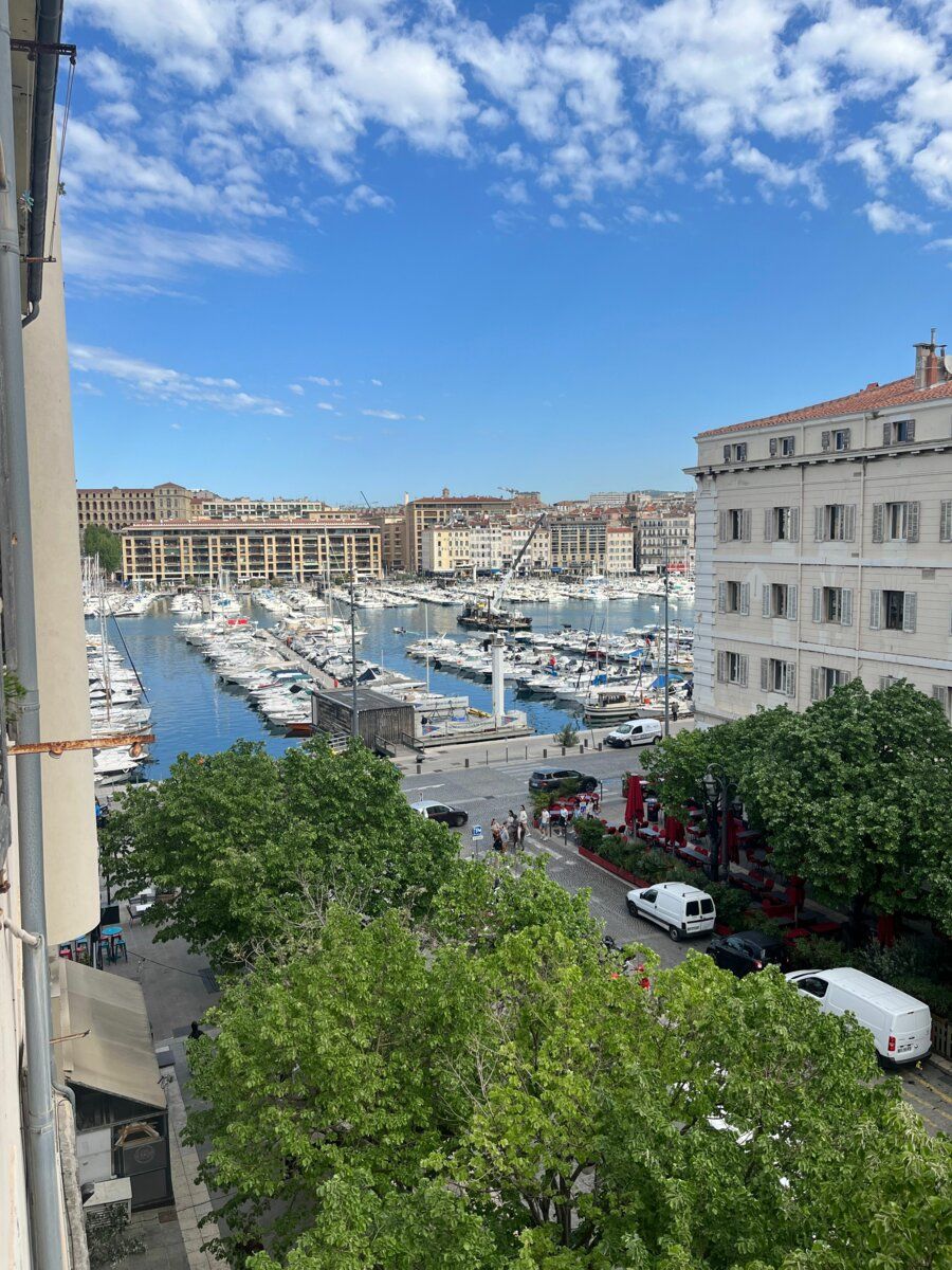 Appartement à louer 1 40.6m2 à Marseille 1 vignette-1