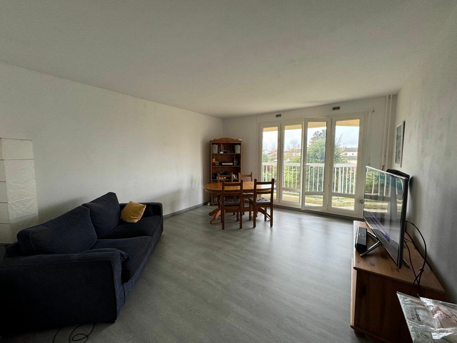 Appartement à vendre 3 66.89m2 à Le Mesnil-Saint-Denis vignette-4