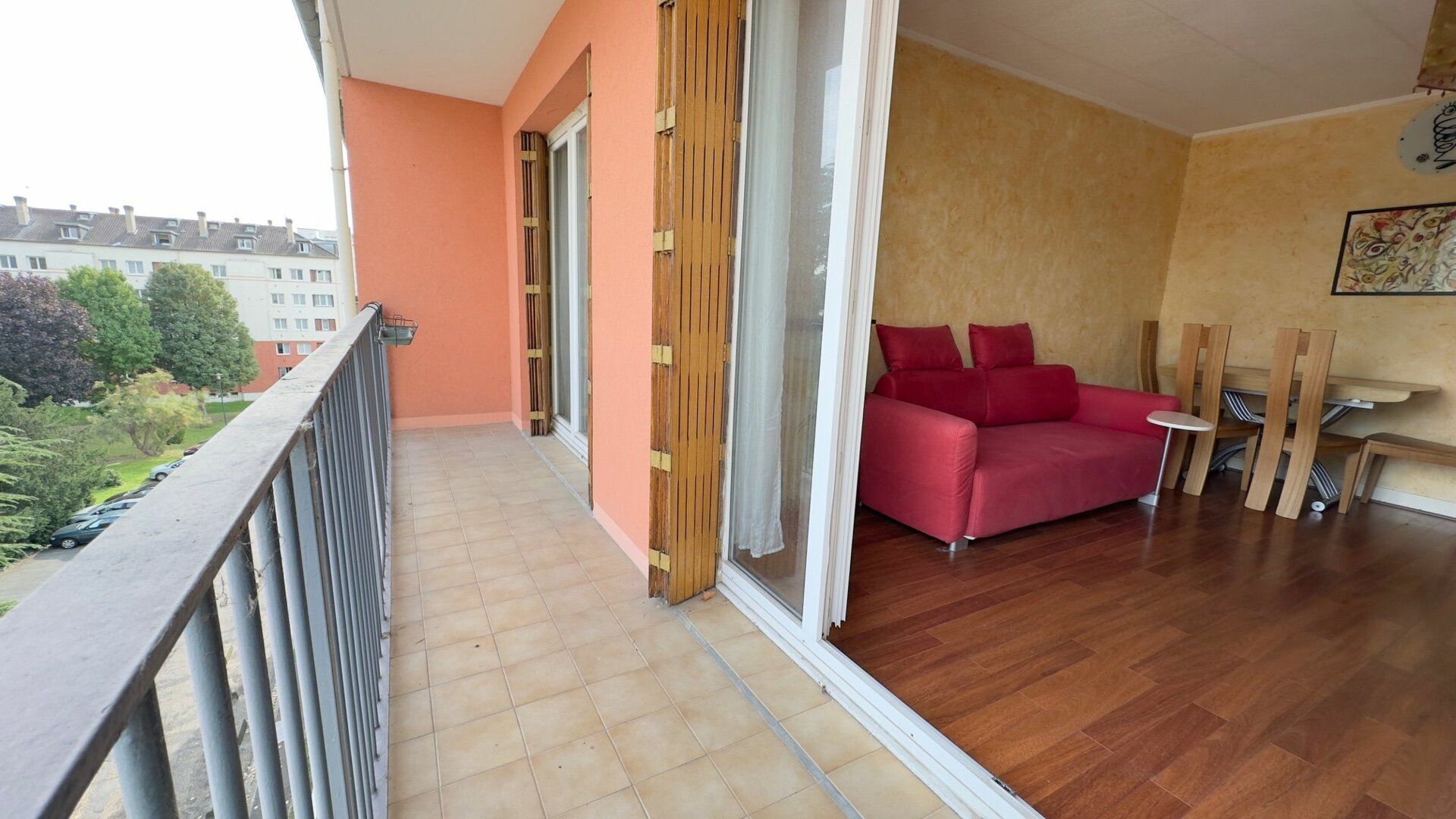 Appartement à vendre 3 60.3m2 à Neuilly-sur-Marne vignette-3