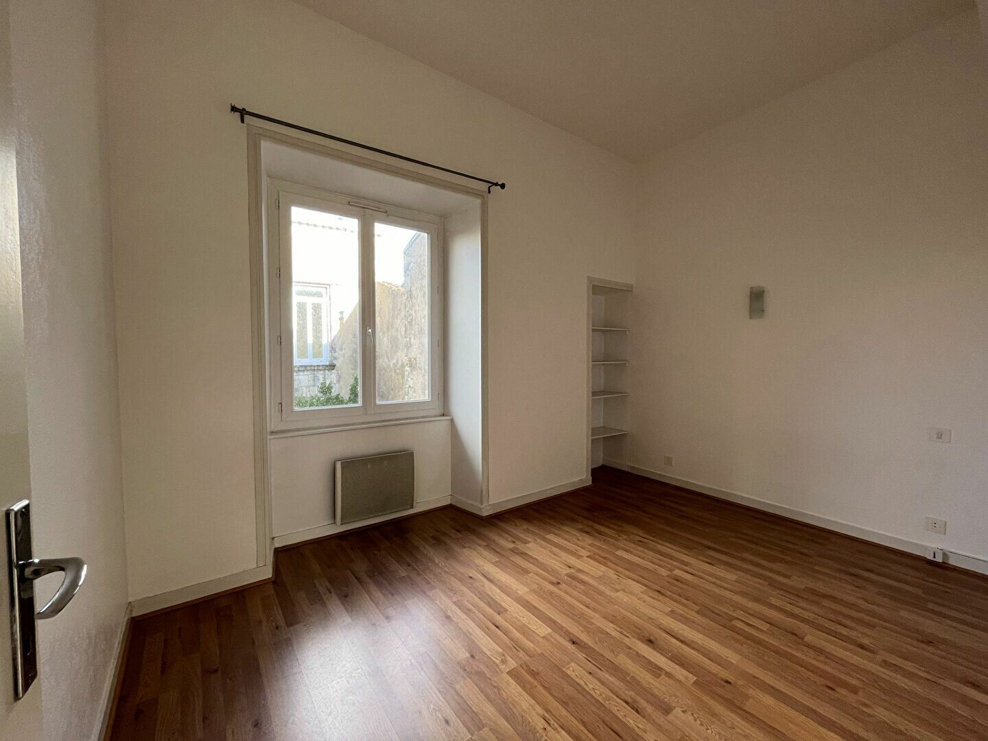Appartement à vendre 2 62m2 à La Rochelle vignette-6