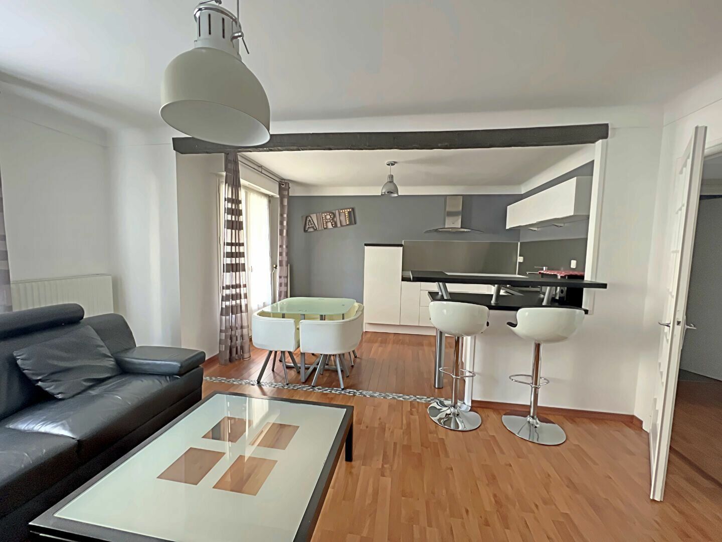 Appartement à vendre 3 58.86m2 à La Roche-sur-Yon vignette-1