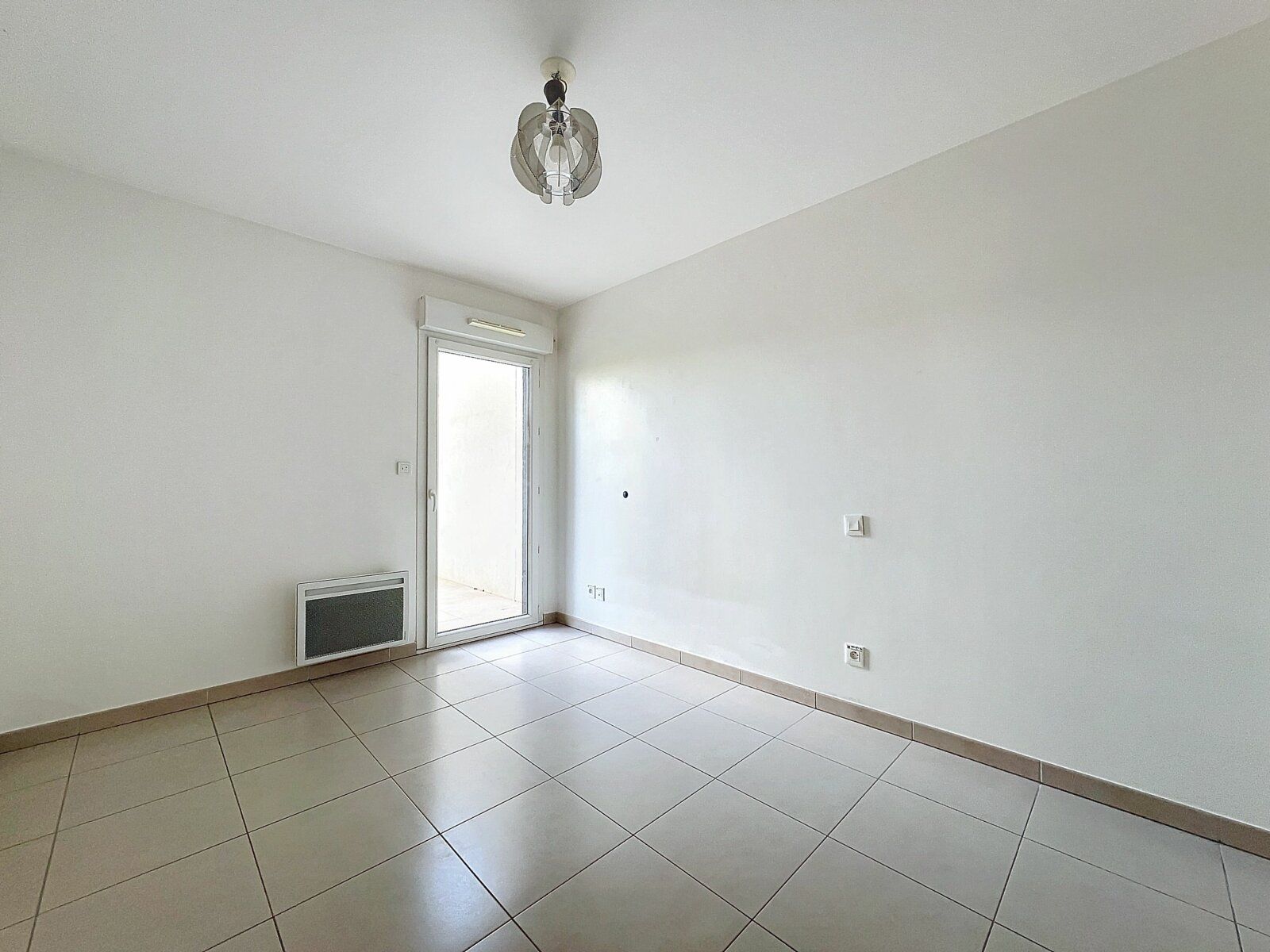 Appartement à vendre 2 47.7m2 à Saint-Raphaël vignette-9