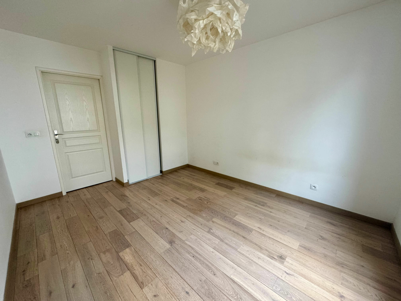 Appartement à louer 3 59.1m2 à Nogent-sur-Marne vignette-3