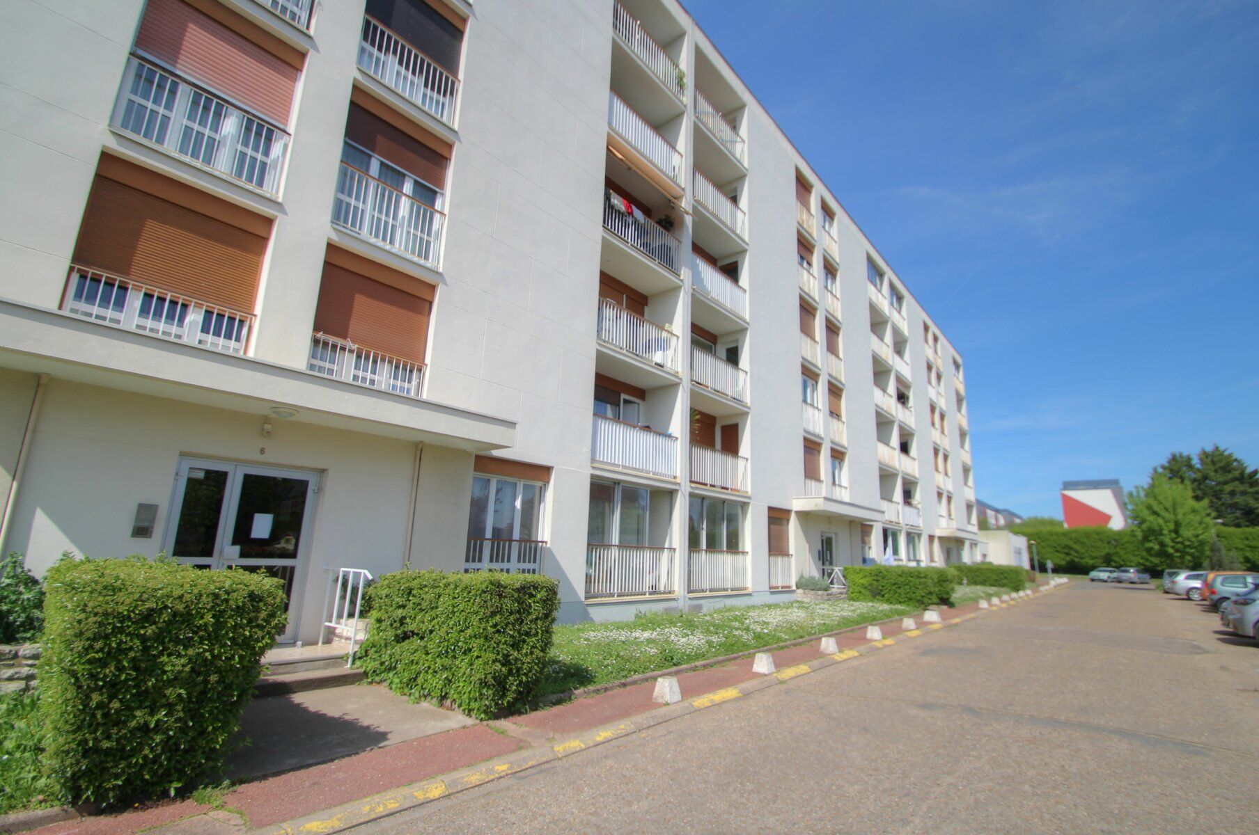 Appartement à vendre 4 80m2 à Saint-Jean-de-la-Ruelle vignette-11