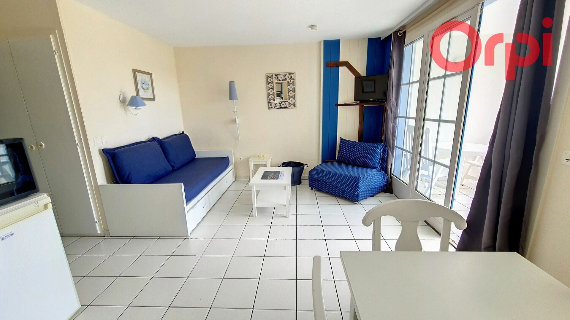 Appartement à vendre 1 m2 à Talmont-Saint-Hilaire vignette-2