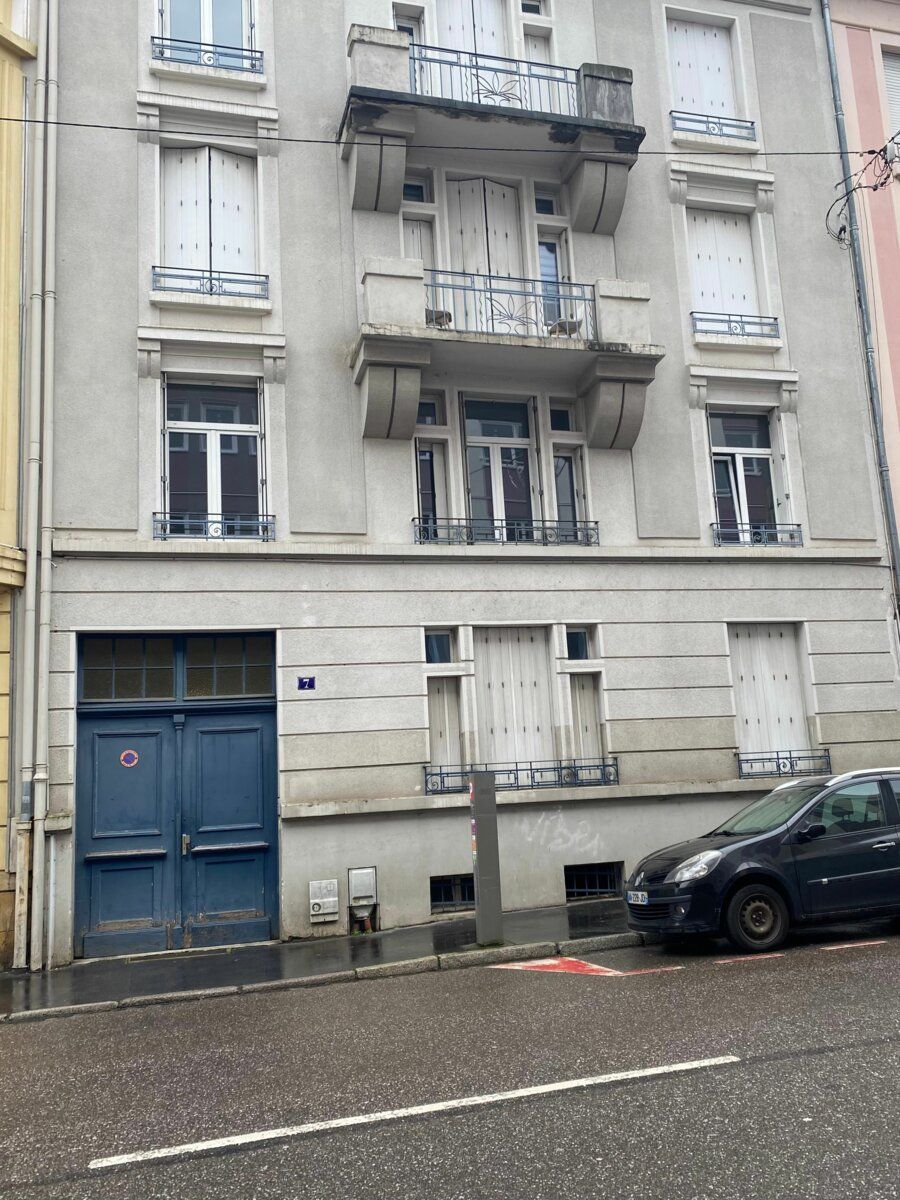 Appartement à louer 3 83.17m2 à Metz vignette-9
