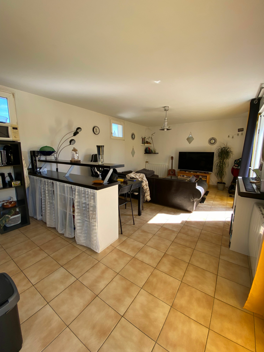 Appartement à louer 2 m2 à Saint-Cyr-sur-Loire vignette-4