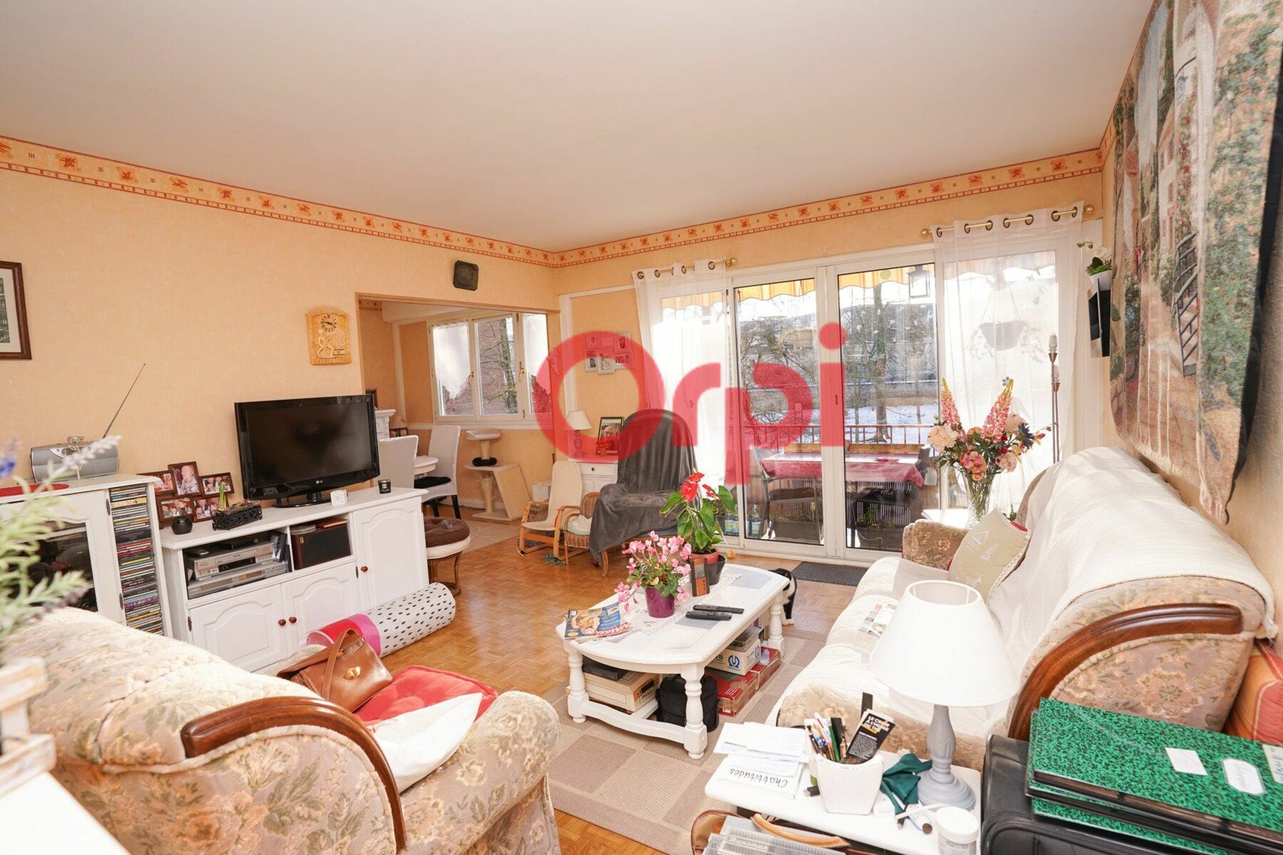 Appartement à vendre 4 m2 à Verneuil-sur-Seine vignette-2