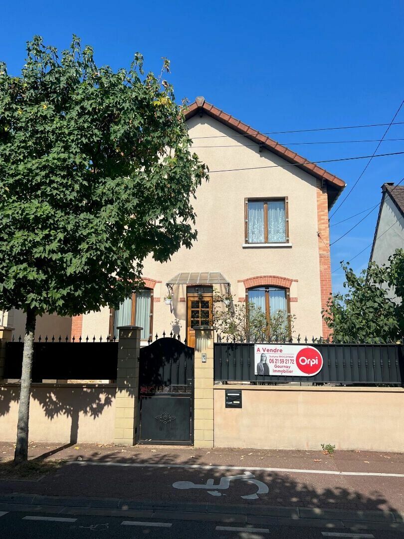 Maison à vendre 7 0m2 à Champs-sur-Marne vignette-1