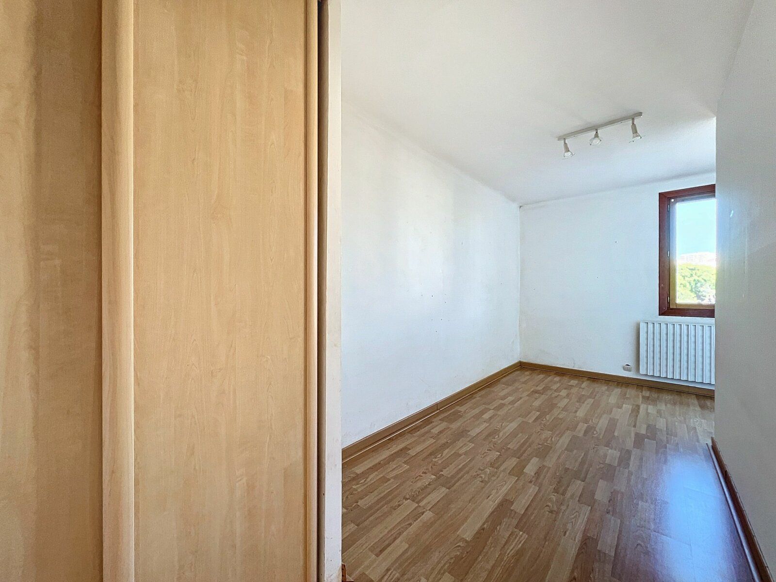 Appartement à vendre 3 68.27m2 à Saint-Raphaël vignette-9