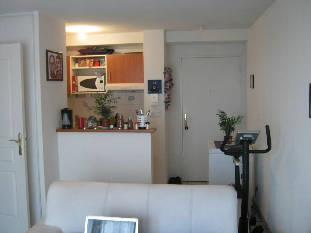 Appartement à louer 2 m2 à Limoges vignette-3