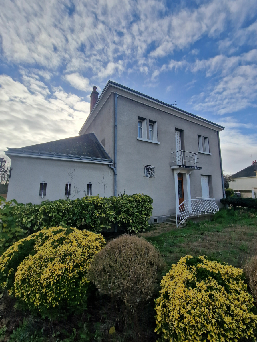 Maison à vendre 4 120m2 à La Ville-aux-Dames vignette-2