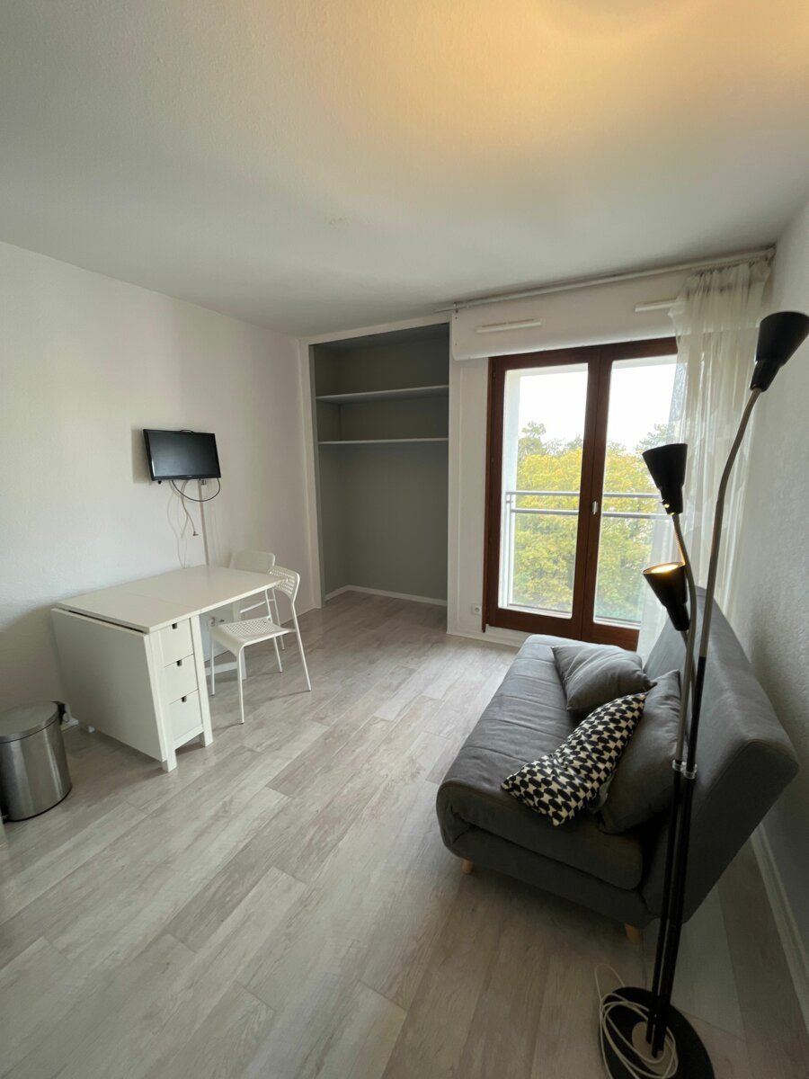 Appartement à louer 1 m2 à Vandoeuvre-lès-Nancy vignette-3