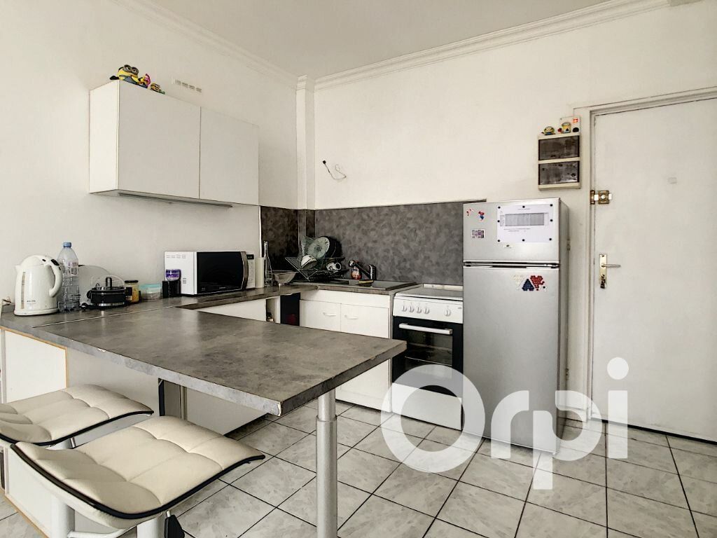 Appartement à vendre 1 m2 à Villers-Saint-Paul vignette-3