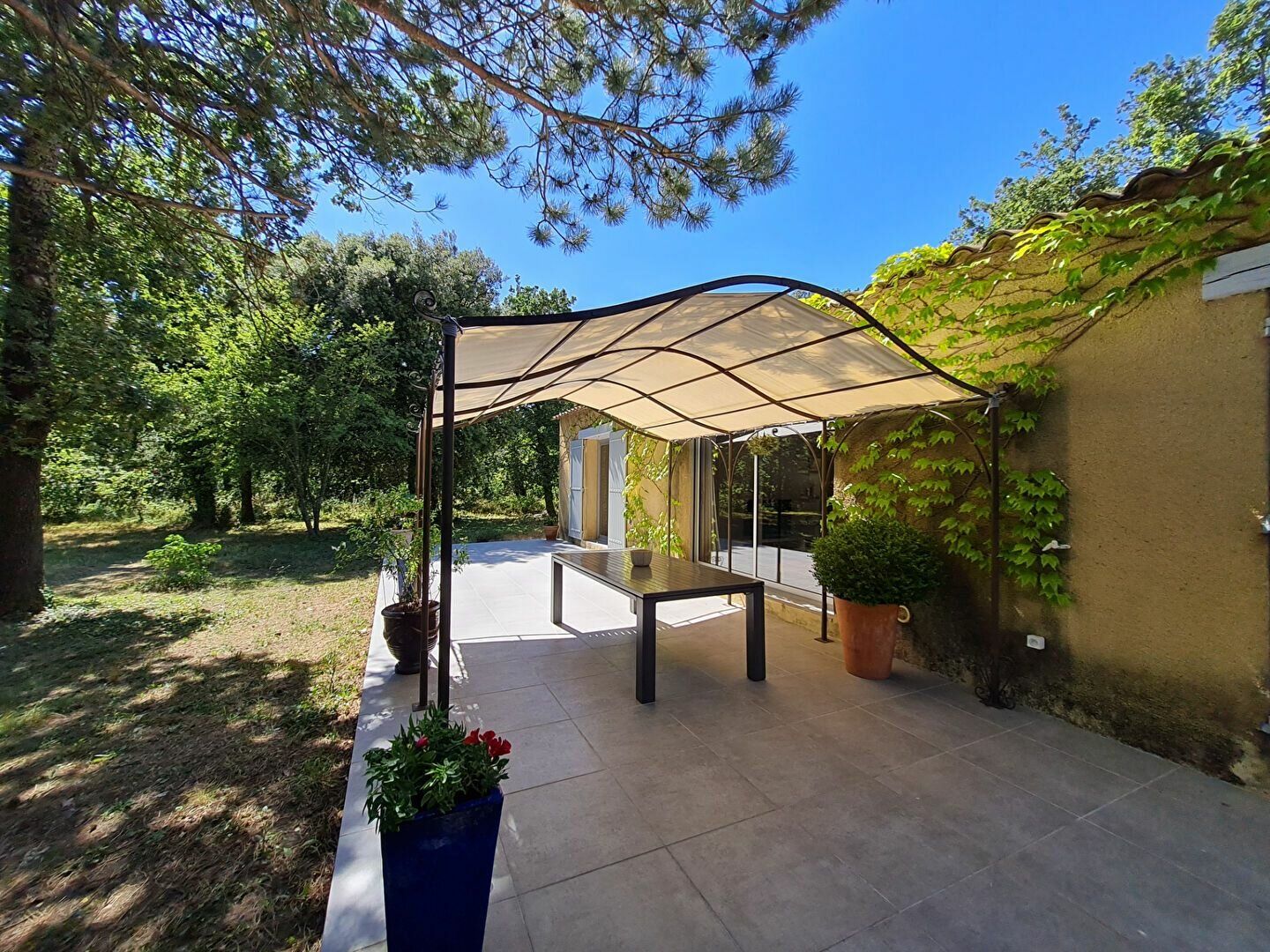 Maison à vendre 4 230m2 à Rochefort-du-Gard vignette-2