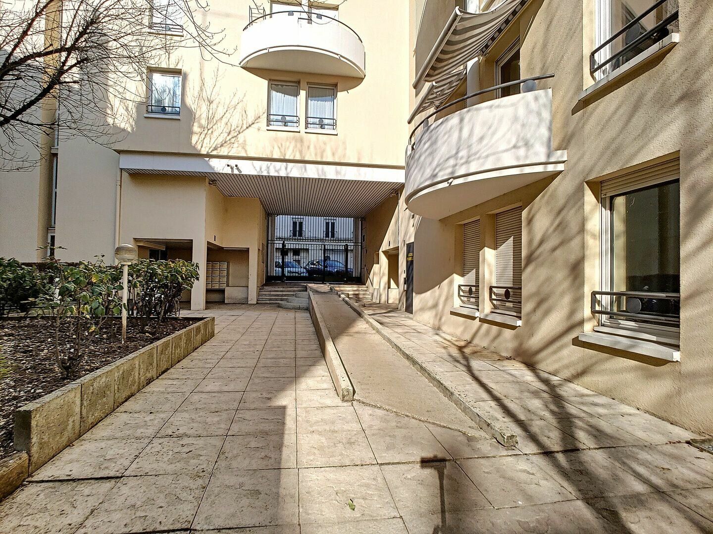 Appartement à louer 1 23.71m2 à Dijon vignette-2