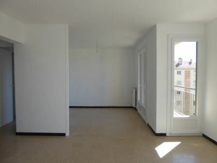 Appartement à vendre 3 66.79m2 à Salon-de-Provence vignette-4