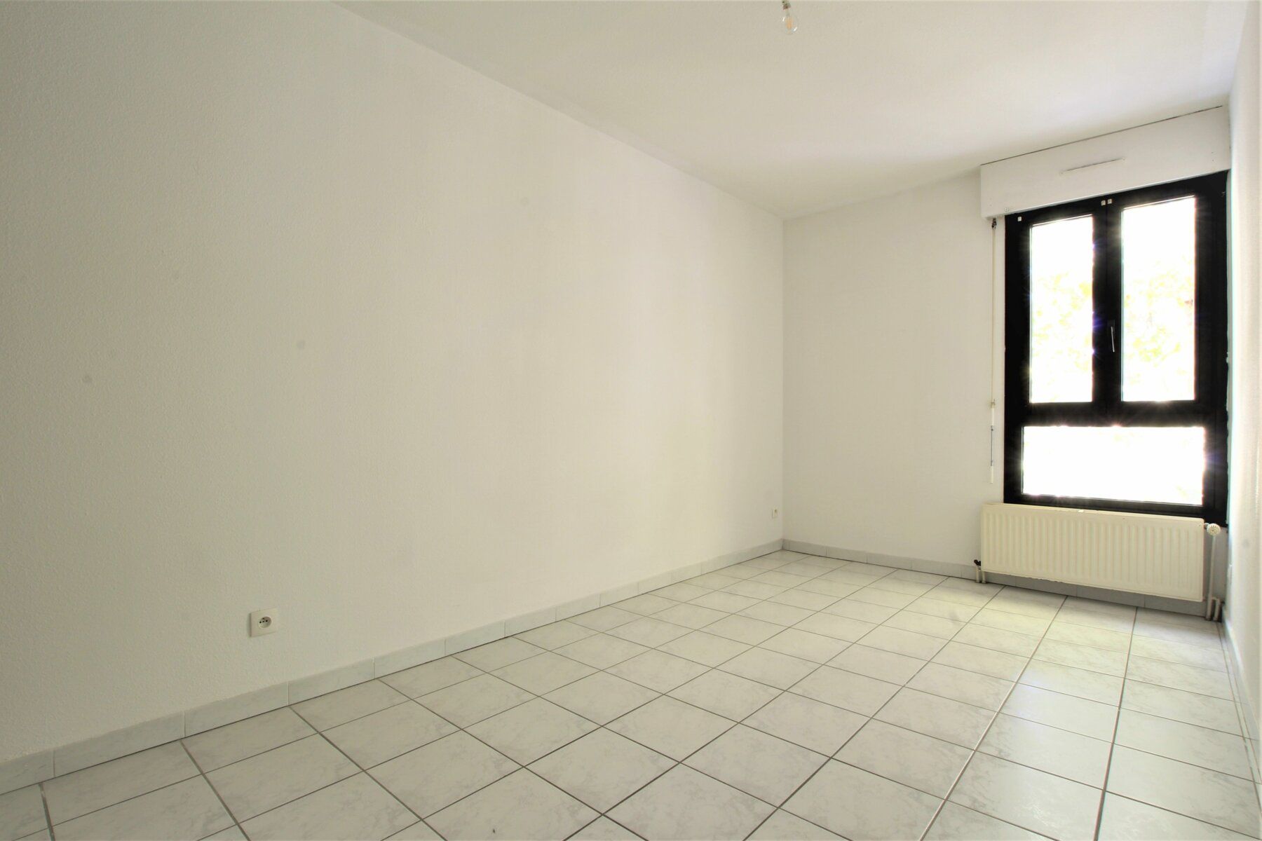 Appartement à vendre 3 64.5m2 à Lunel vignette-8