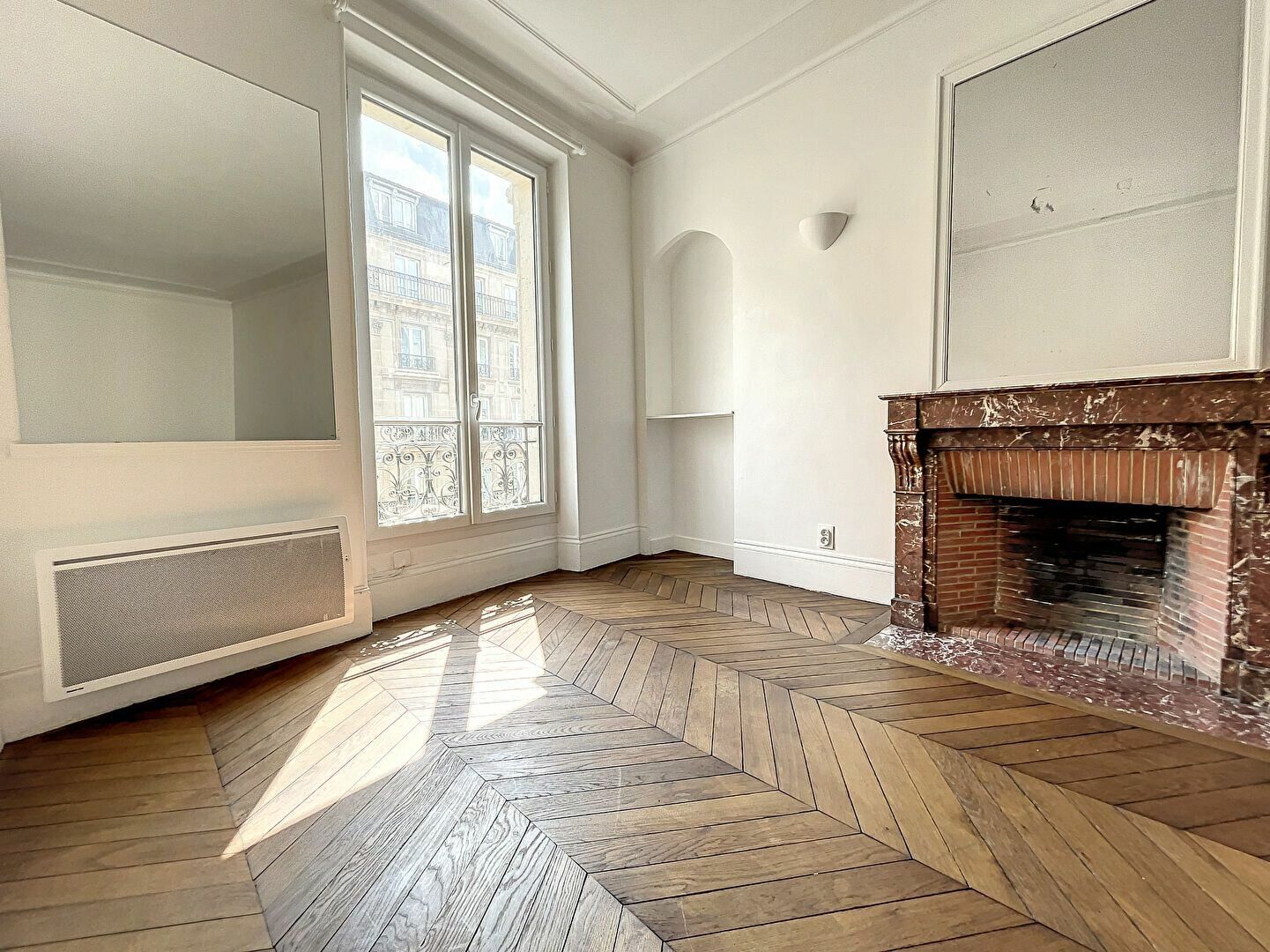 Appartement à vendre 3 67m2 à Paris 10 vignette-8