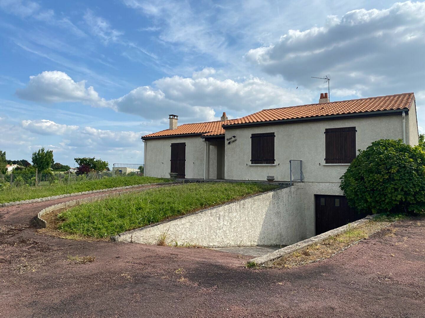 Maison à vendre 4 108m2 à Saint-Nazaire-sur-Charente vignette-1