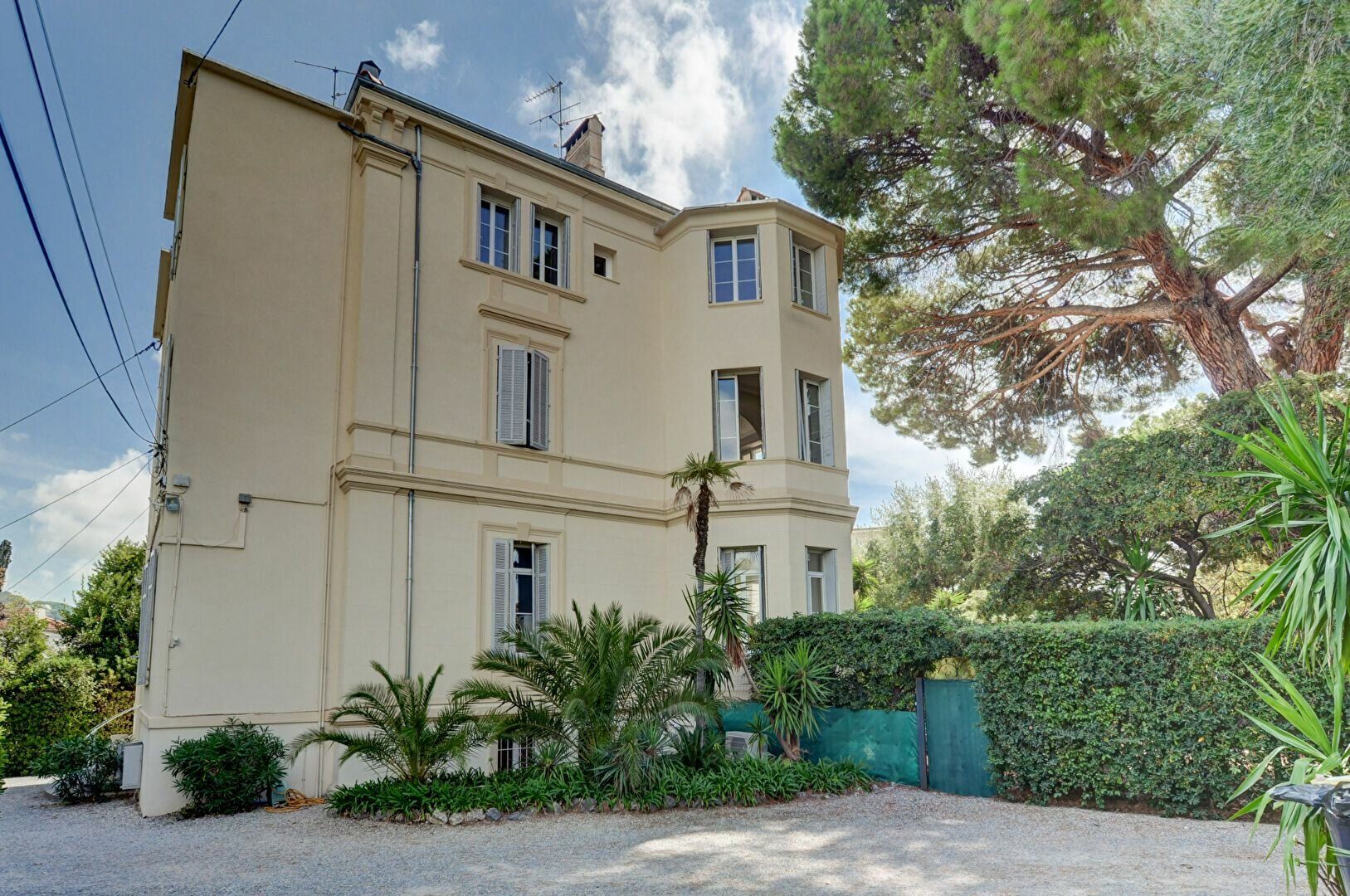 Appartement à vendre 3 75m2 à Cannes vignette-1