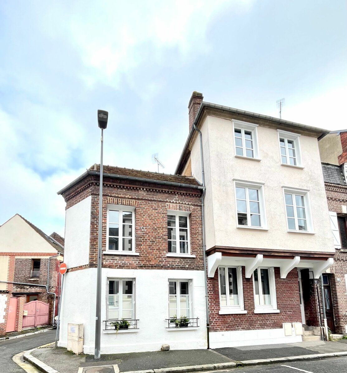 Maison à vendre 6 156.5m2 à Beauvais vignette-1