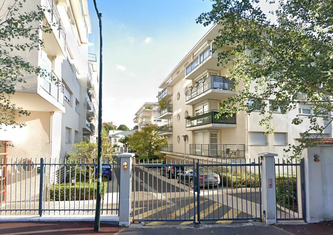Appartement à vendre 4 90.02m2 à Joinville-le-Pont vignette-8