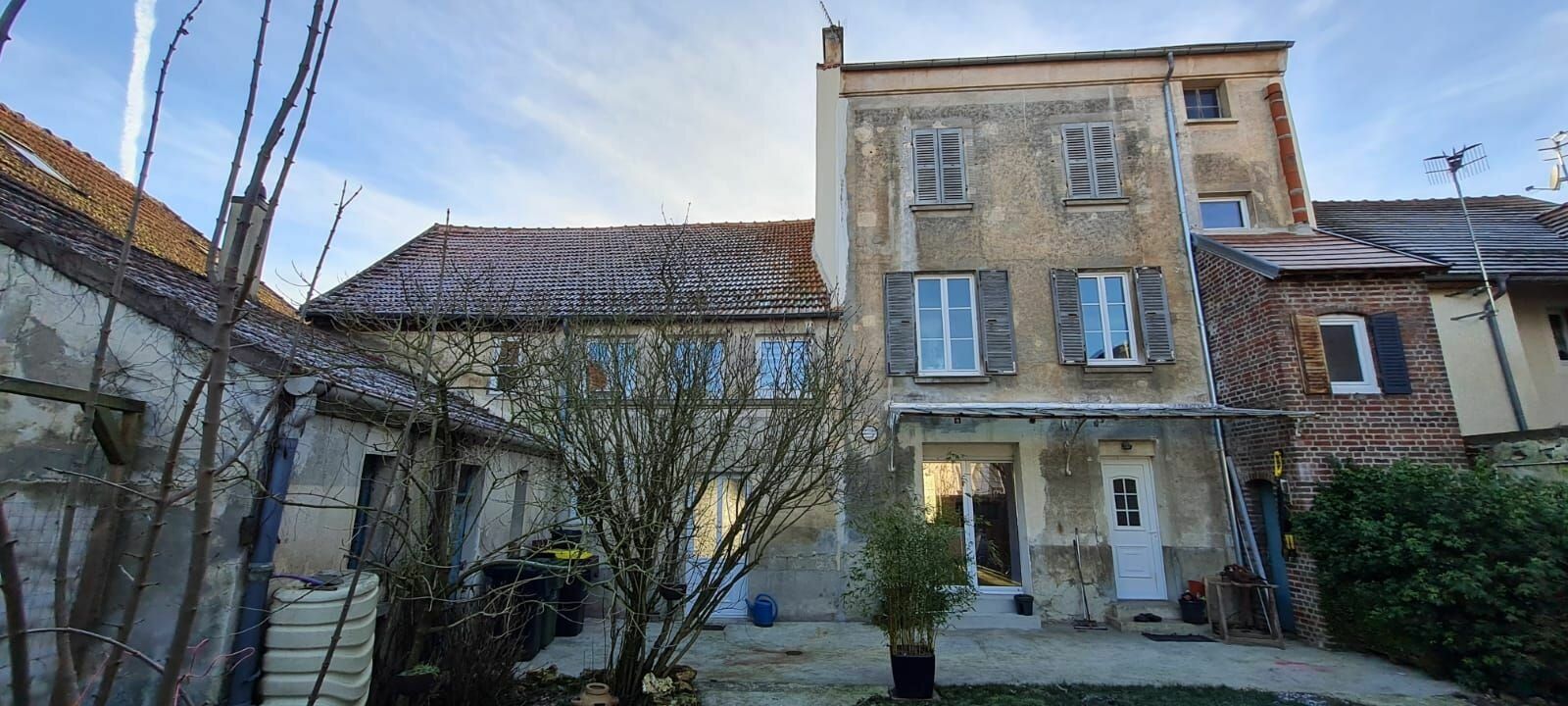 Maison à vendre 7 255.52m2 à Saâcy-sur-Marne vignette-2