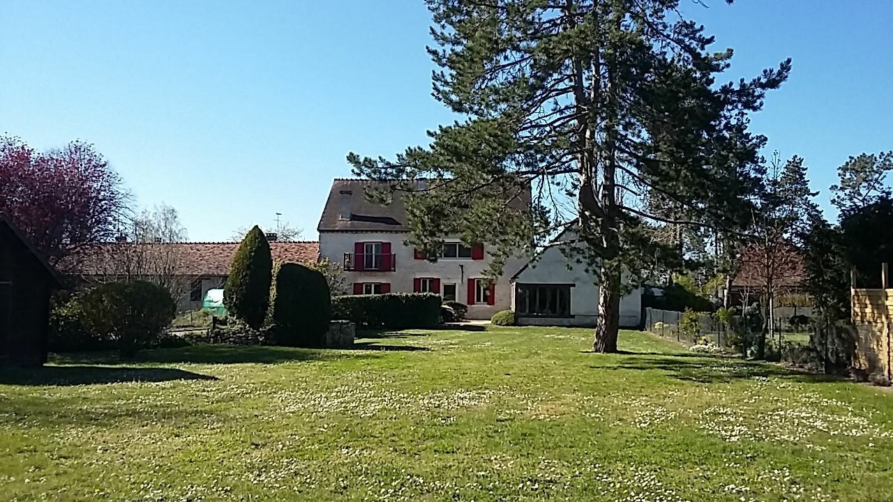 Maison à vendre 6 186.16m2 à Vaux-sur-Eure vignette-1