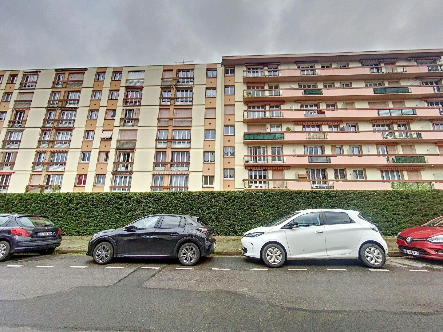 Appartement à vendre 3 72.49m2 à Montluçon vignette-9