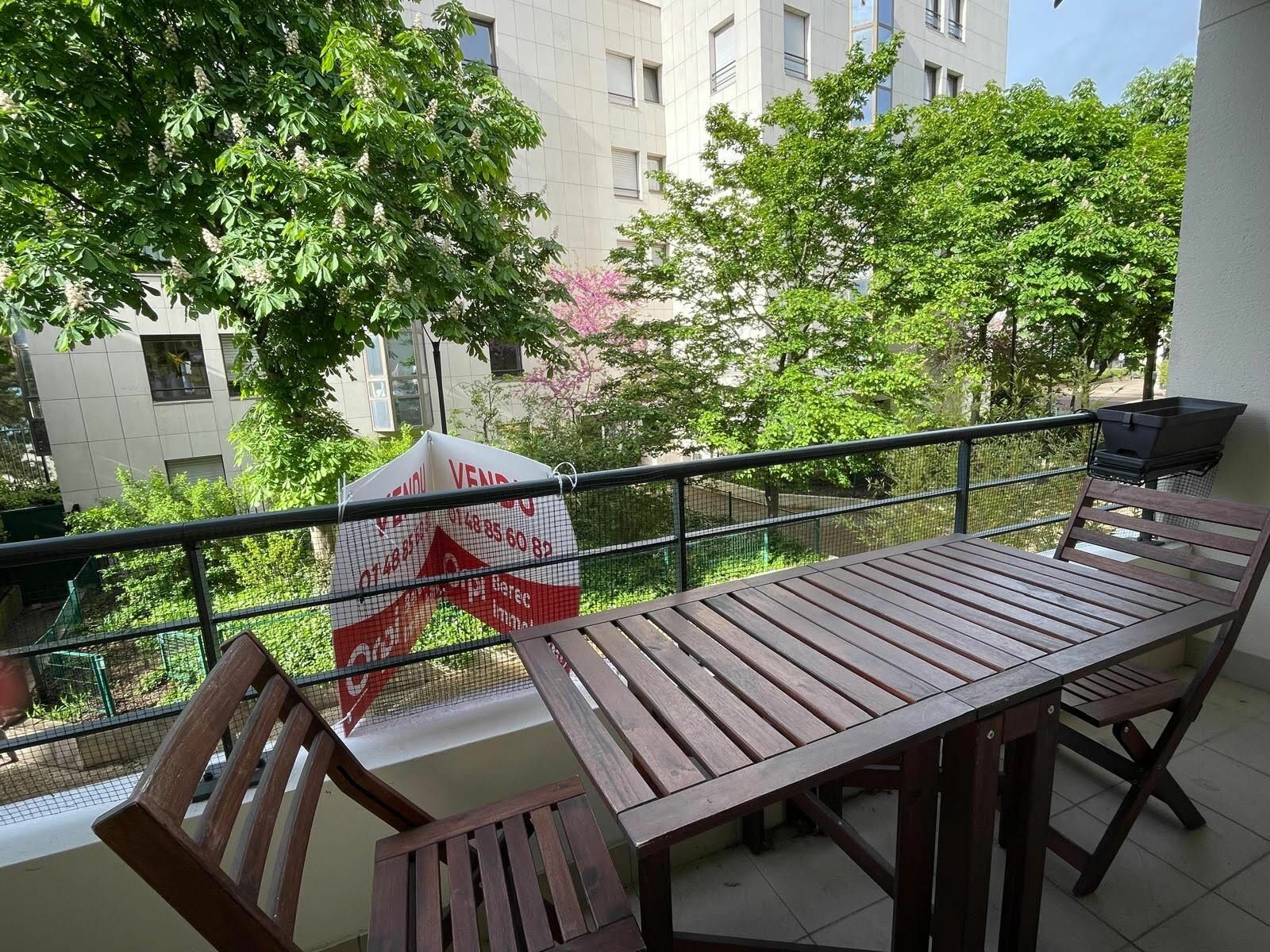 Appartement à vendre 3 63.81m2 à Joinville-le-Pont vignette-1