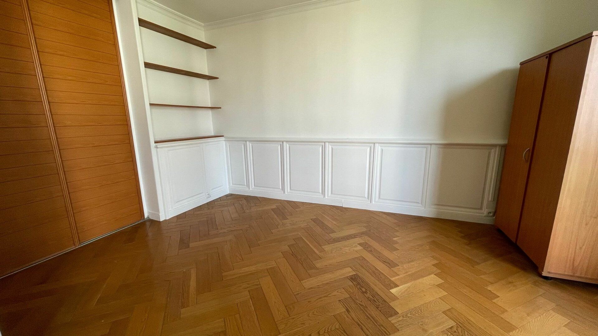 Appartement à vendre 4 98m2 à Neuilly-Plaisance vignette-7