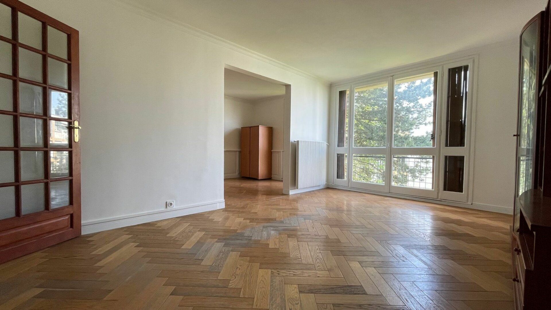 Appartement à vendre 4 98m2 à Neuilly-Plaisance vignette-6