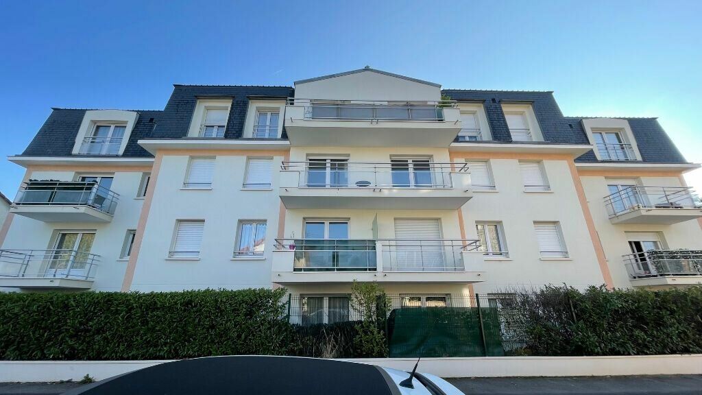 Appartement à vendre 4 84.09m2 à Neuilly-sur-Marne vignette-1