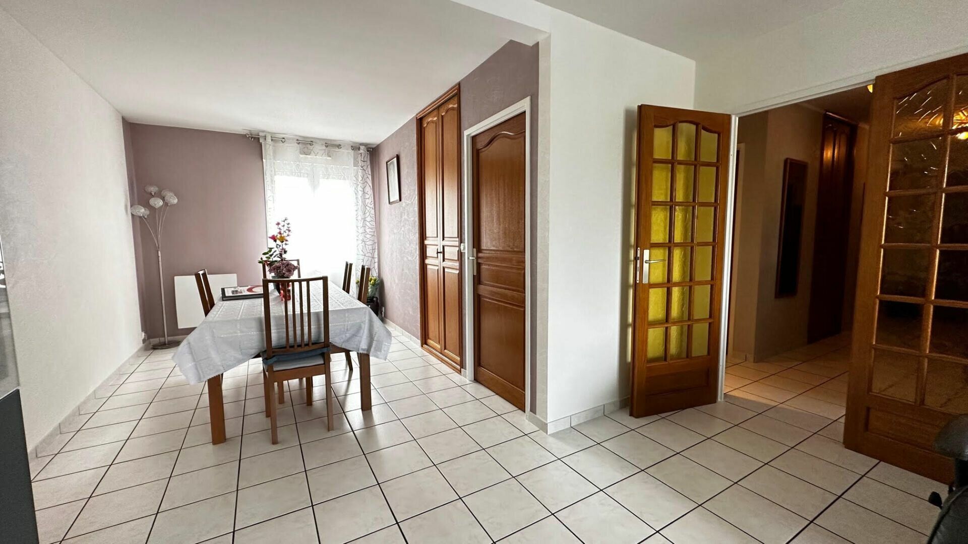 Appartement à vendre 4 84.09m2 à Neuilly-sur-Marne vignette-4